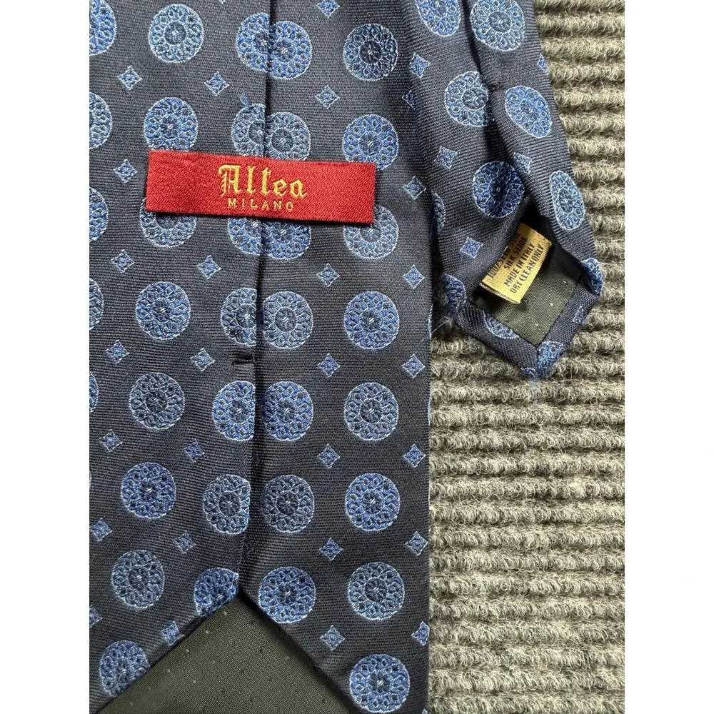Altea Milano Men Blue Circle Pattern 100% Silk Tie Made in Italy Geometric Navy‎